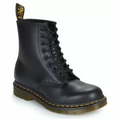 Dr. Martens - 1460 8 EYE BOOT