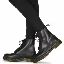 Dr. Martens - 1460 8 EYE BOOT 17 Dr. Martens - 1460 8 EYE BOOT -Dr. Martens Shop 218474 500 H