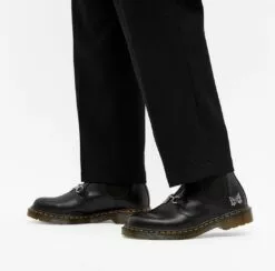 Dr. Martens Dr Martens | Unisex Street Style Logo Boots 25 Dr. Martens Dr Martens | Unisex Street Style Logo Boots -Dr. Martens Shop org 104