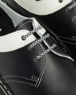 Dr. Martens Dr Martens | Unisex Plain Leather Logo Oxfords -Dr. Martens Shop org 1049