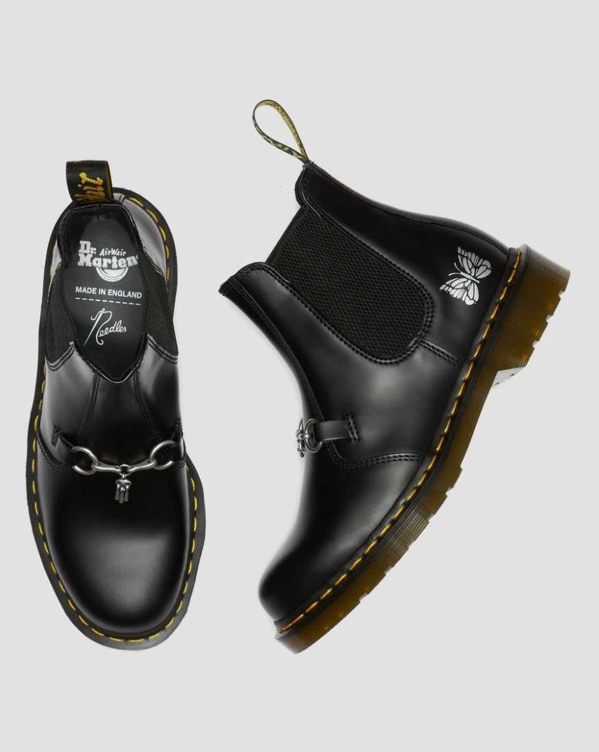 Dr. Martens Dr Martens | Unisex Street Style Logo Boots 22 Dr. Martens Dr Martens | Unisex Street Style Logo Boots - Image 20