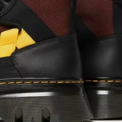 Dr. Martens Dr Martens | Plain Leather Logo Chukkas Boots -Dr. Martens Shop org 301