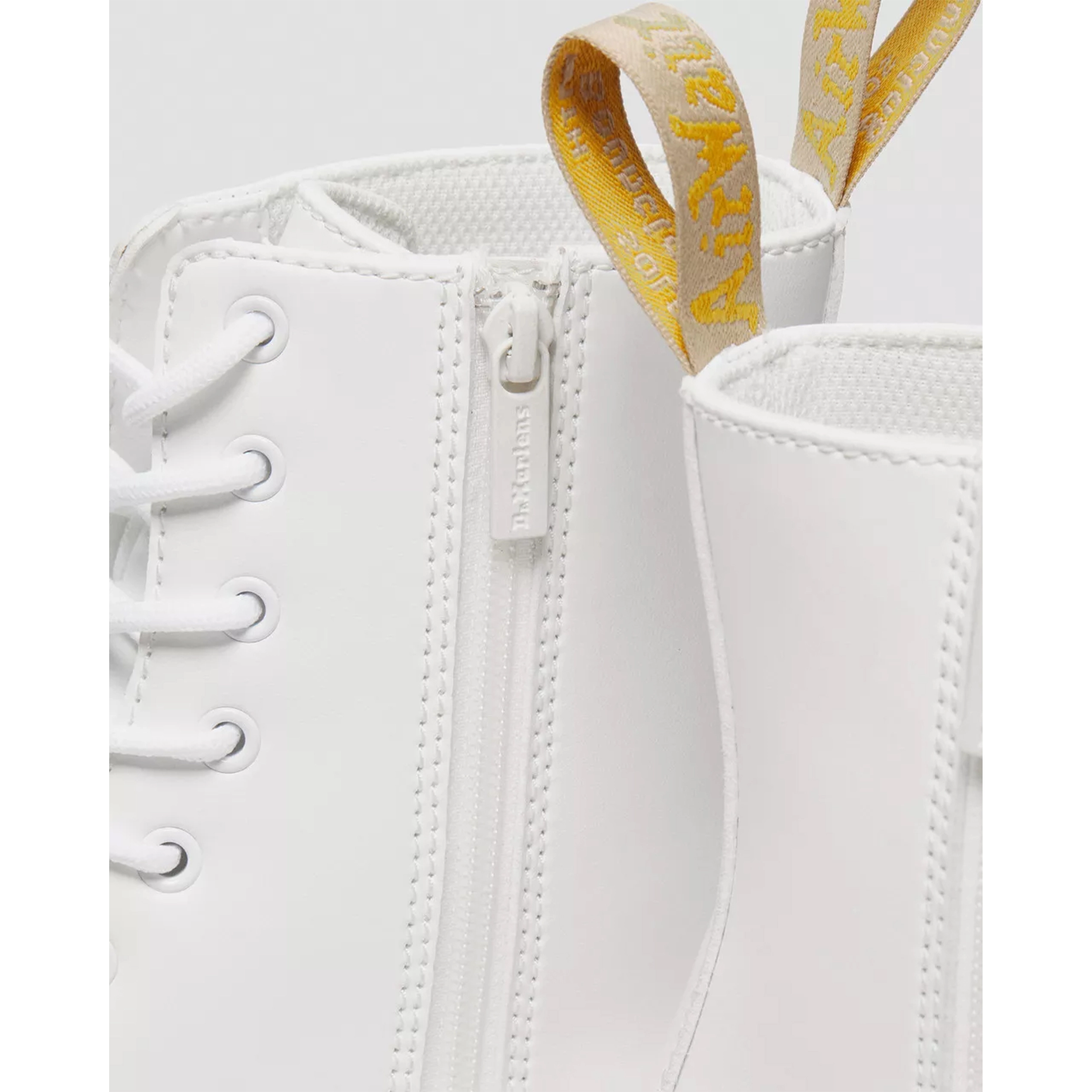 Dr. Martens Dr Martens | Street Style Plain Logo Boots 9 Dr. Martens Dr Martens | Street Style Plain Logo Boots - Image 7