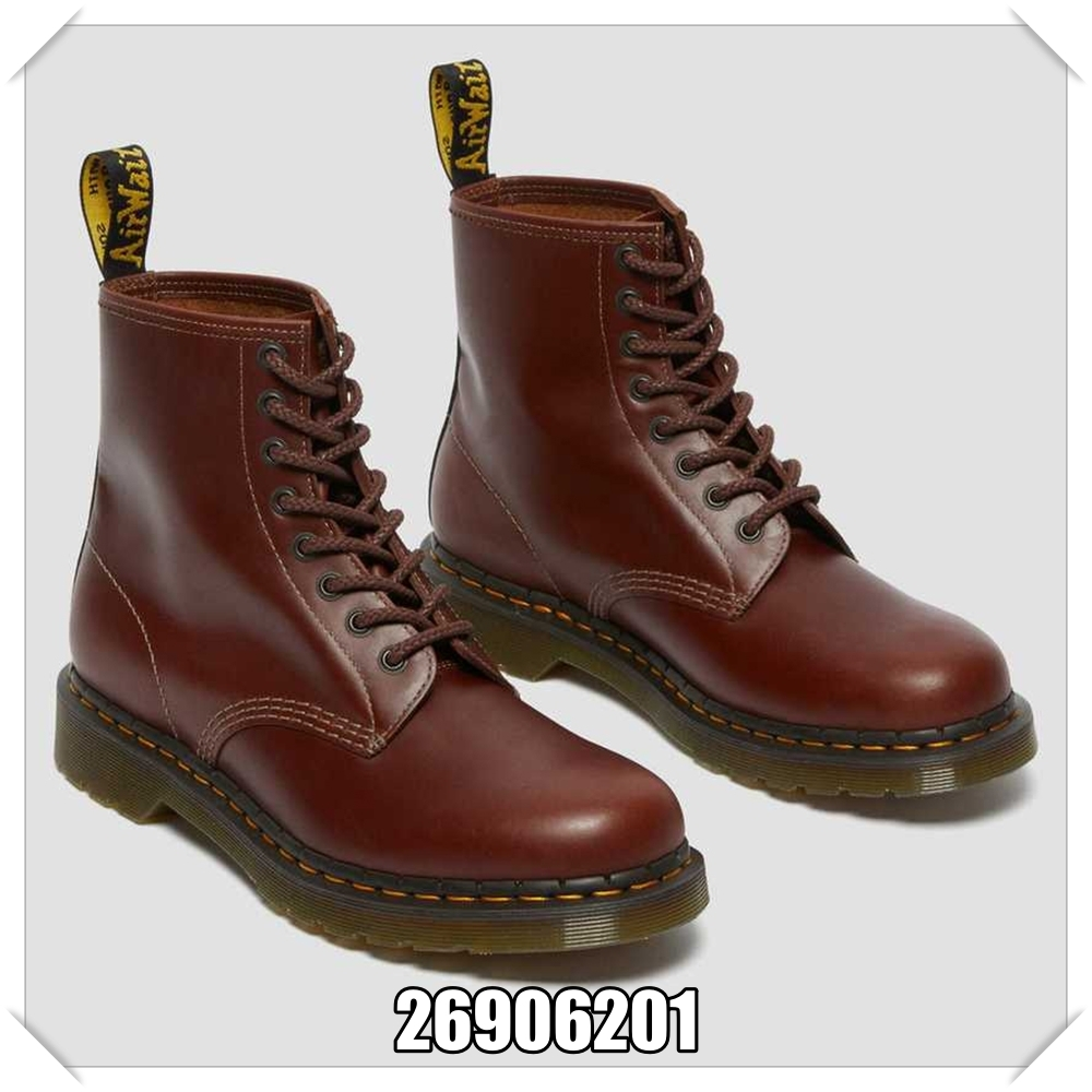 Dr. Martens Dr Martens | Street Style Bi-color Leather Boots 16 Dr. Martens Dr Martens | Street Style Bi-color Leather Boots - Image 14