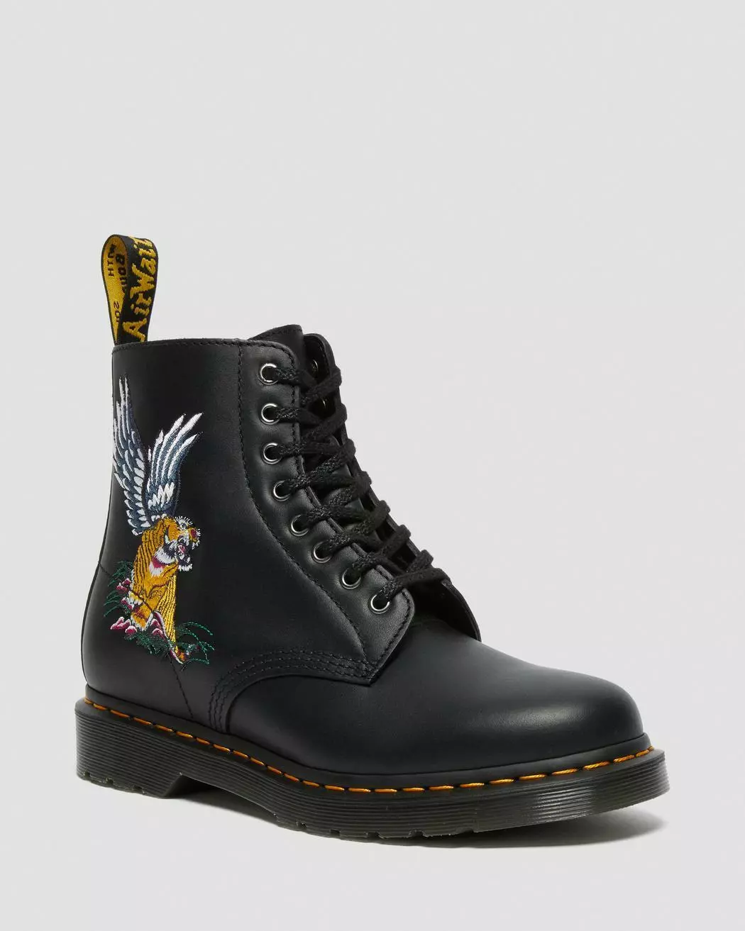 Dr. Martens Dr Martens | Skull Plain Toe Unisex Street Style Leather Boots 3 Dr. Martens Dr Martens | Skull Plain Toe Unisex Street Style Leather Boots