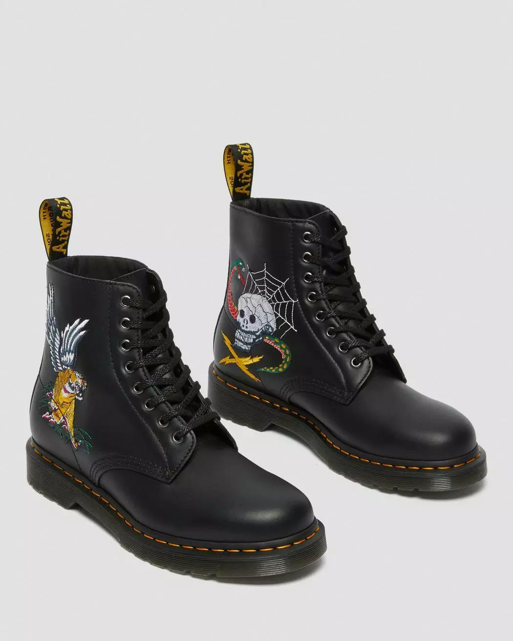 Dr. Martens Dr Martens | Skull Plain Toe Unisex Street Style Leather Boots 6 Dr. Martens Dr Martens | Skull Plain Toe Unisex Street Style Leather Boots - Image 4
