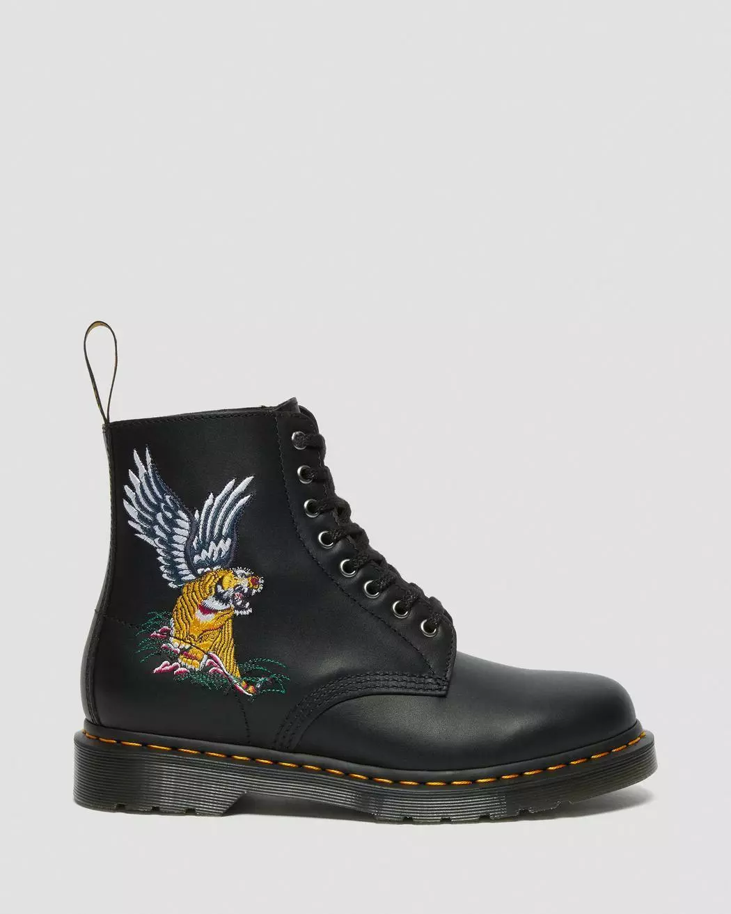 Dr. Martens Dr Martens | Skull Plain Toe Unisex Street Style Leather Boots 8 Dr. Martens Dr Martens | Skull Plain Toe Unisex Street Style Leather Boots - Image 6