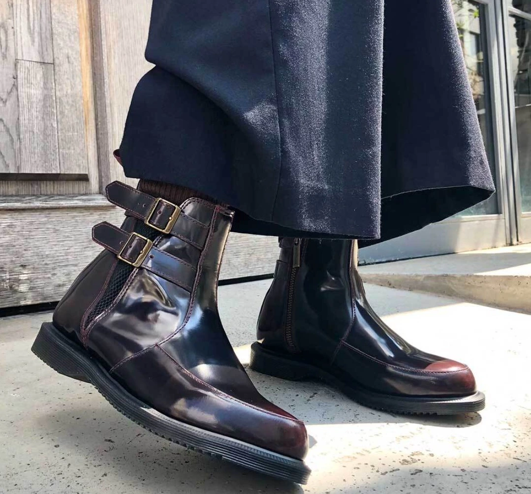 Dr. Martens Dr Martens | Unisex Street Style Leather Logo Boots 17 Dr. Martens Dr Martens | Unisex Street Style Leather Logo Boots - Image 15