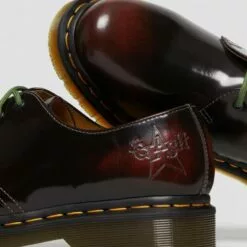 Dr. Martens Dr Martens | Plain Leather Logo Loafers & Slip-ons -Dr. Martens Shop org 666