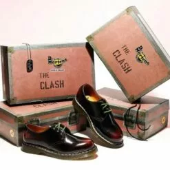 Dr. Martens Dr Martens | Plain Leather Logo Loafers & Slip-ons -Dr. Martens Shop org 667