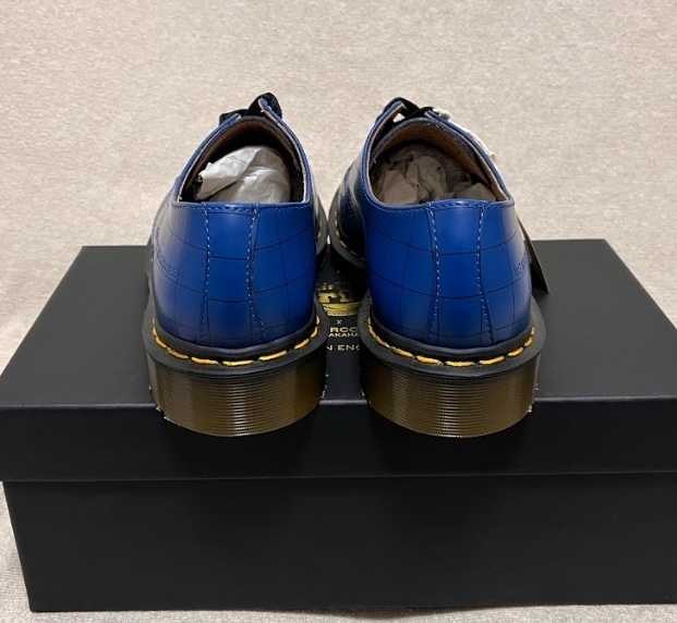 Dr. Martens Dr Martens | Other Plaid Patterns Unisex Street Style Collaboration 6 Dr. Martens Dr Martens | Other Plaid Patterns Unisex Street Style Collaboration - Image 4