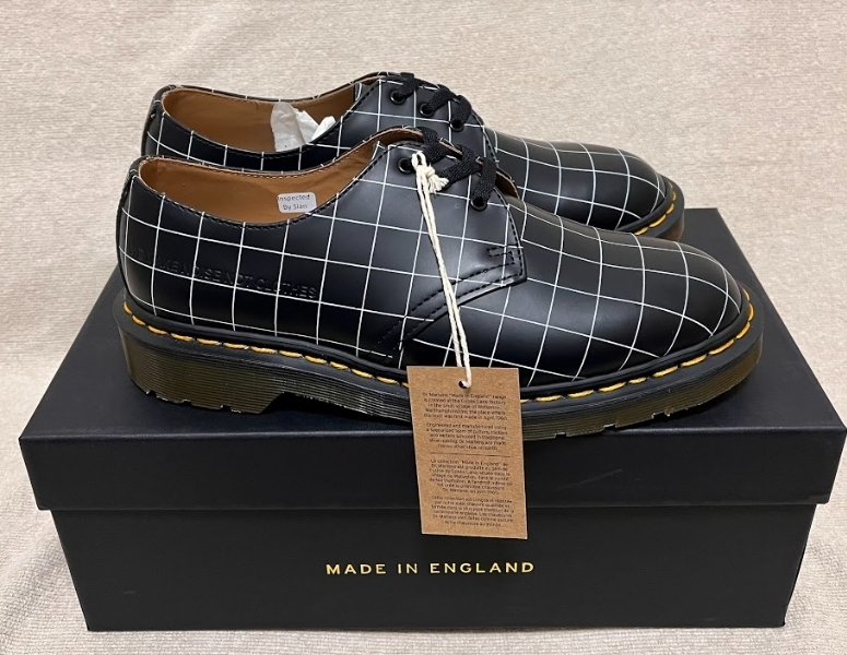 Dr. Martens Dr Martens | Other Plaid Patterns Unisex Street Style Collaboration 7 Dr. Martens Dr Martens | Other Plaid Patterns Unisex Street Style Collaboration - Image 5